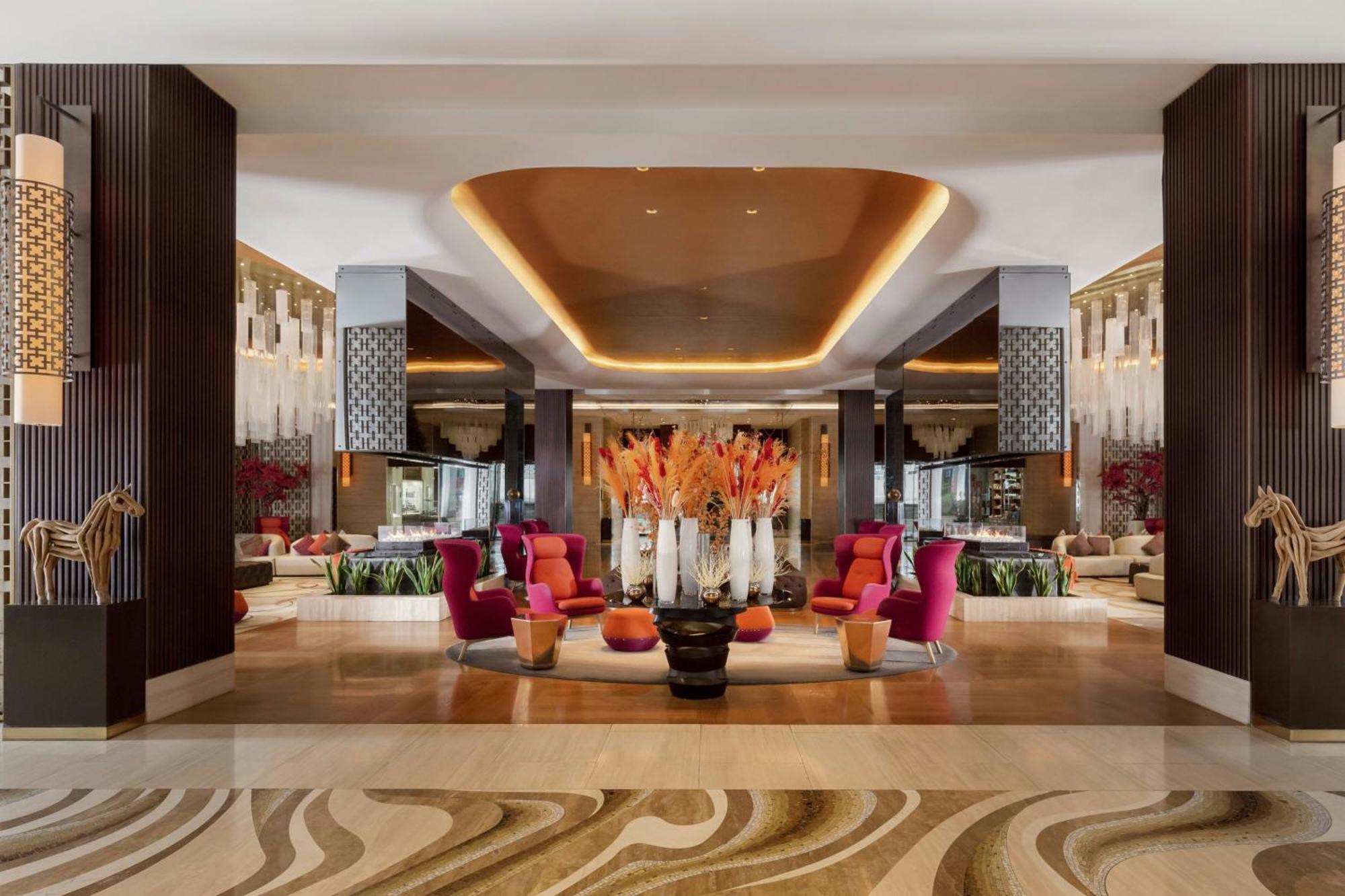 Baku Marriott Hotel Boulevard Exterior foto The lobby of the hotel